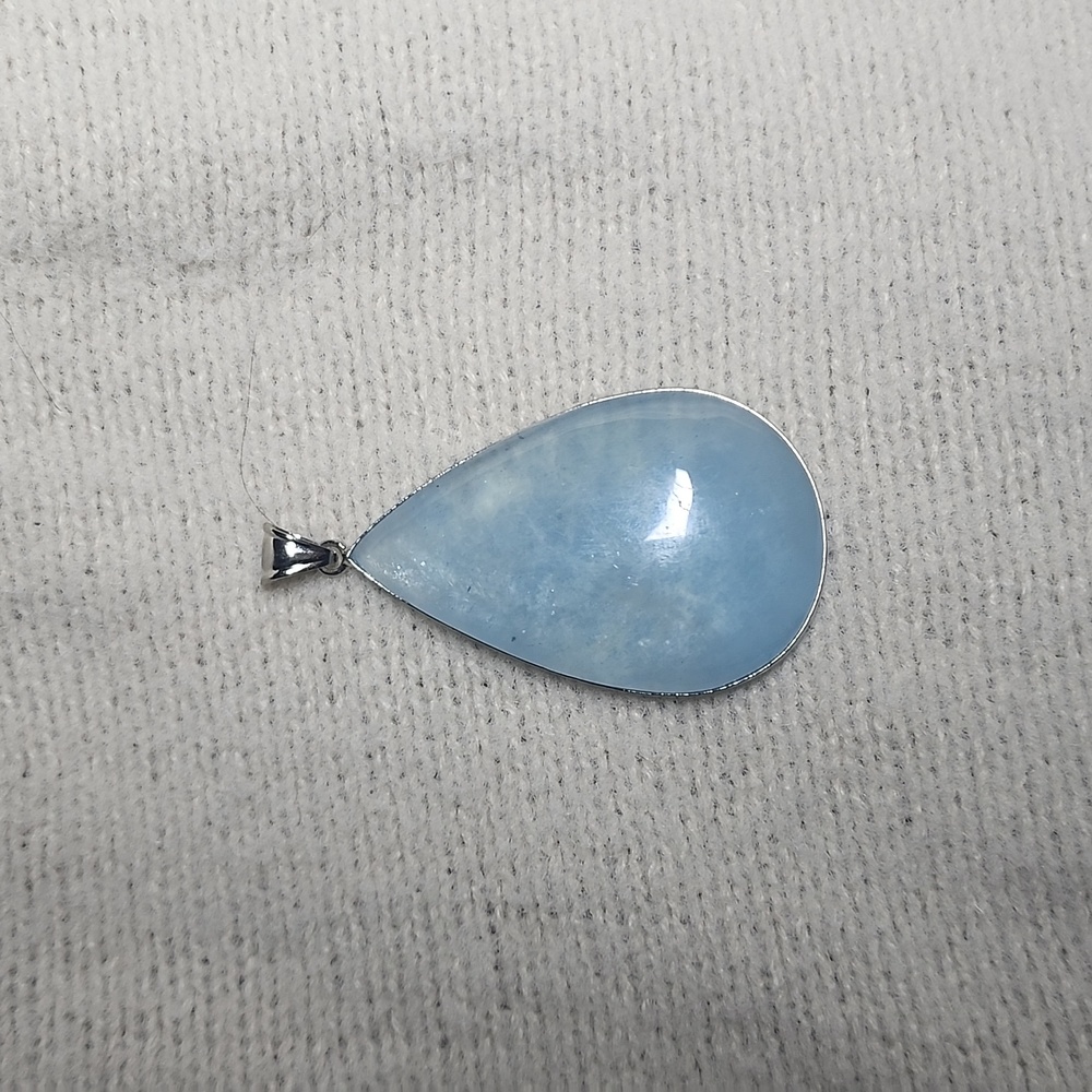Aquamarine Pendant set in silver